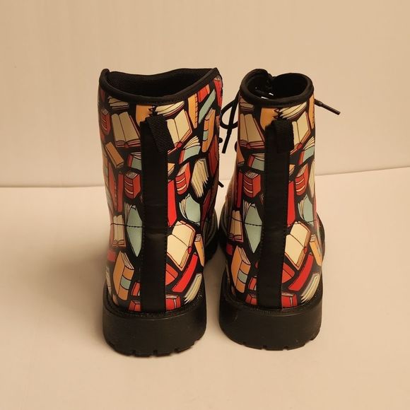 MAWEEPET Boots, Books,Black,Doc Style Size 8.5 Men 11 F EUC School Teacher Learn - Picture 7 of 12